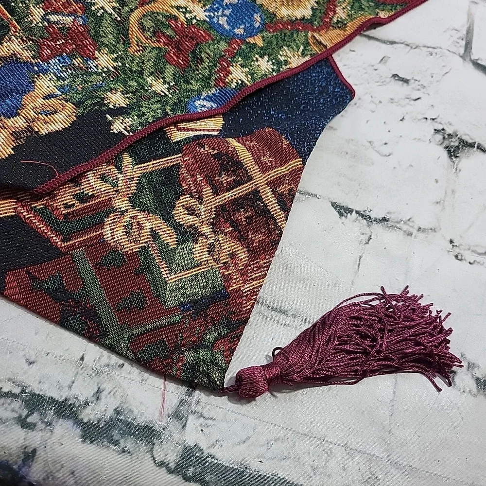 Holiday Table Runner‎ Christmas Presents Teddy Bears 2 Yards Long Woven Tassels